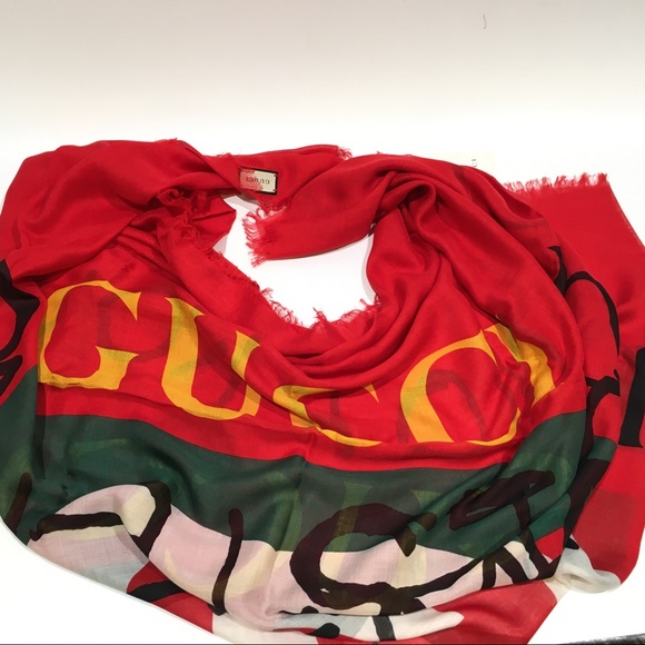 Gucci "Tomorrow is Now Yesterday" Red Silk Pashmina /Shawl -NEW - Picture 3 of 10